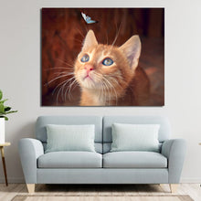 Cargar imagen en el visor de la galería, ANGIE - Cuadro gatito con mariposa
